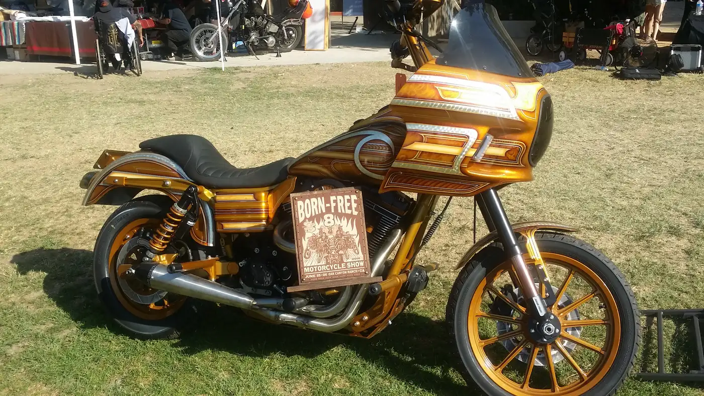 Build personalizado de Harley-Davidson ganador del Born Free 8 por Motorcycle Tire Center Orange CA
